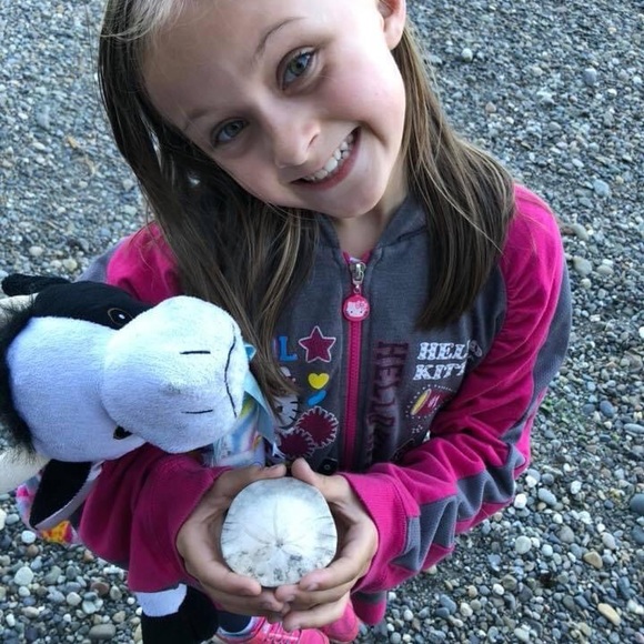 Meet your Posher, Karenmay - Picture 7 of 16